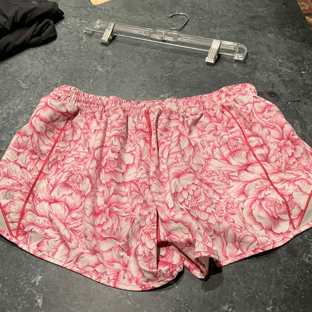 Lululemon 4” athletic shorts